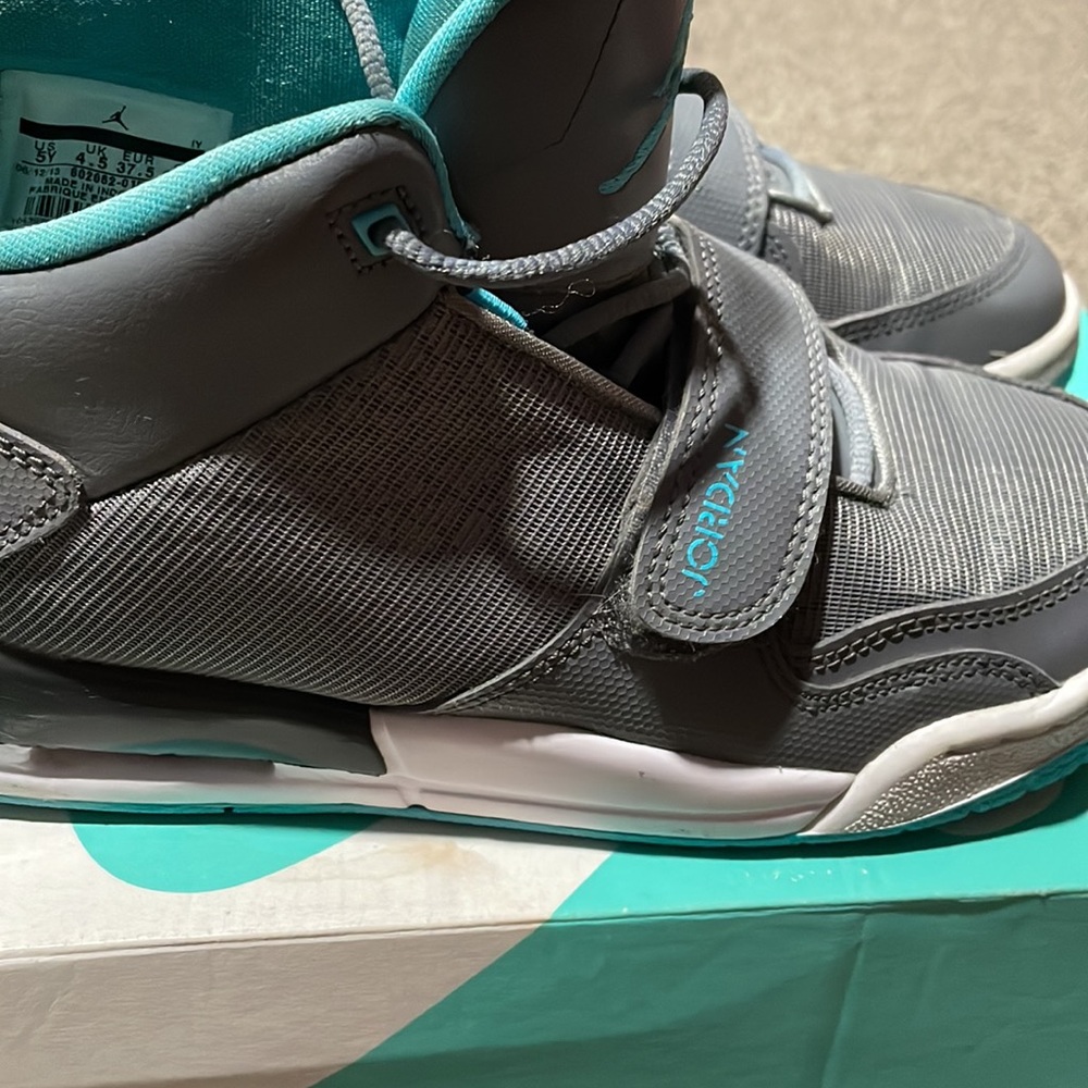 Jordan - Picture 4 of 7